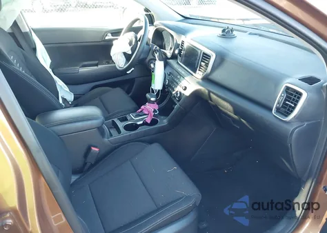 2020 Kia Sportage Lx z USA, uszkodzony, nr VIN KNDPMCAC3L7678461